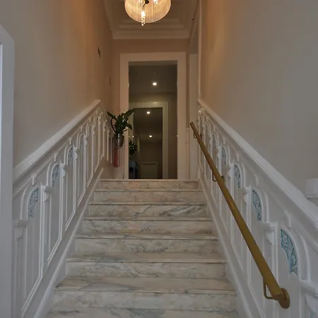 Charming Hotel